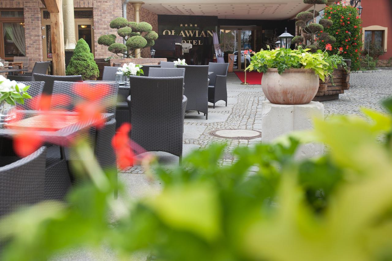 Olawian Hotel Ohlau Exterior foto